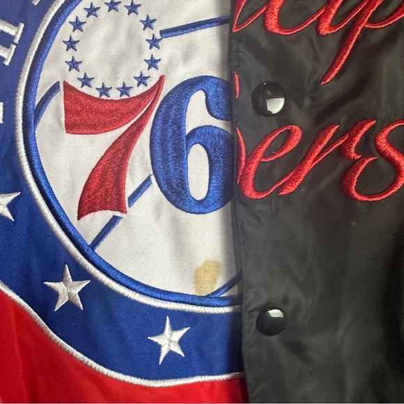Young And Reckless Philadelphia Sixers Jacket Vintage Size Medium - Picture 3 of 11